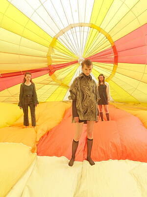 エモダ(EMODA) 2021-22年秋冬ウィメンズコレクション  - 写真2