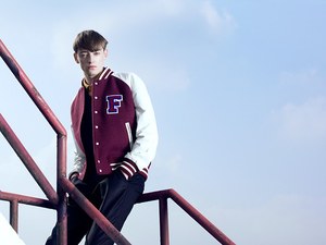 ラフ・シモンズ×フレッドペリー2013年秋冬コレクション、ビッグローレルマークのスタジャンに注目｜写真3