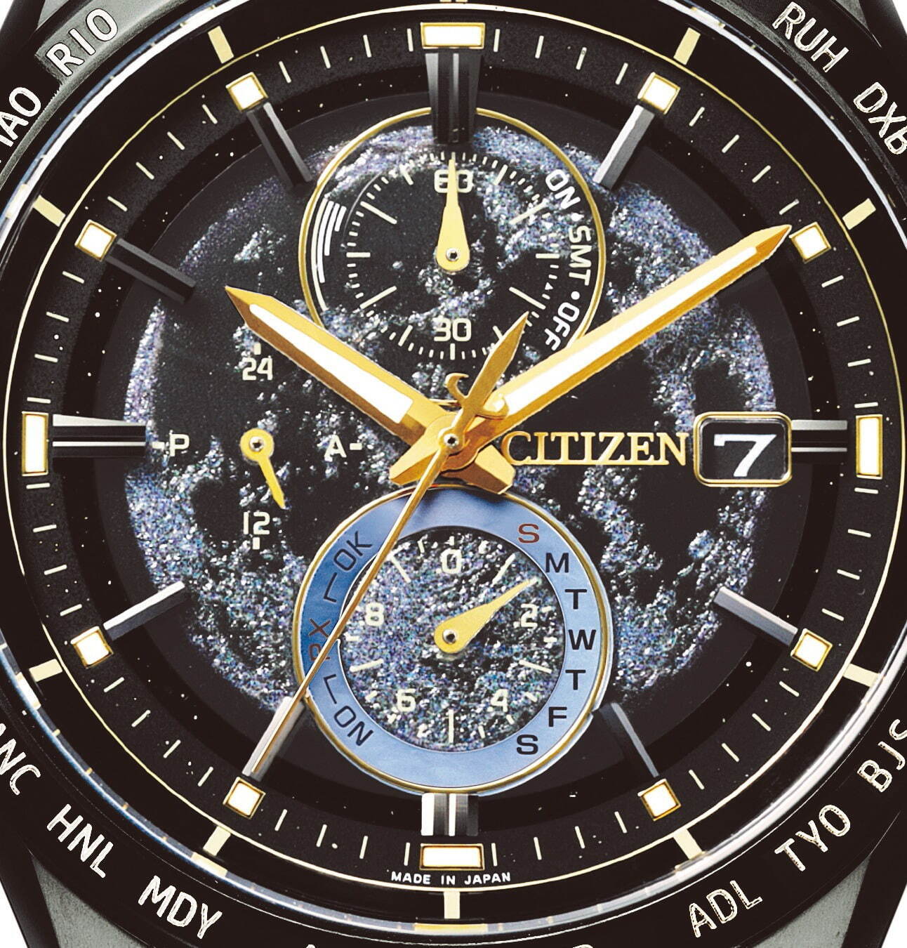 シチズン アテッサ限定腕時計“月の淡い光＆暗闇”を表現したゴールド・ブラックの2モデル｜写真6