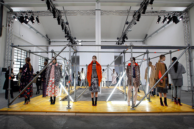 エムエスジーエム 2013-14年秋冬<span>コレクション</span> - 写真20
