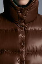 モンクレール21年新作アウター、リバーシブル仕様のショートダウンや“着物スリーブ”ウールコート｜写真19