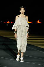 ディオール 2022年リゾートコレクション - 現代に蘇らせる古代ギリシャの女神｜写真1