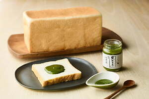 高級食パン「銀座に志かわ」×日本料理のくろぎ、濃厚抹茶を使用した食パンのための「生抹茶みつ」