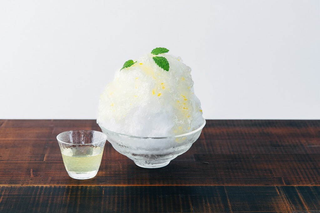 かき氷 檸檬ジュレ 1,400円
＜おすすめリキュール＞レモンチェッロ 300円