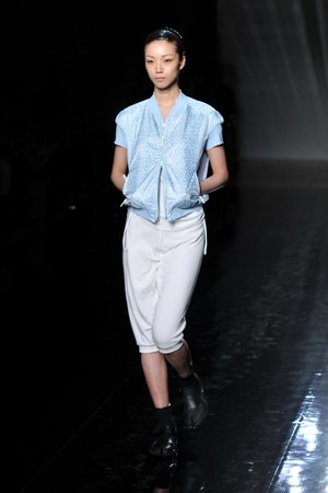 ナオキ タキザワ(NAOKI TAKIZAWA) 2010年春夏ウィメンズ&メンズコレクション  - 写真19