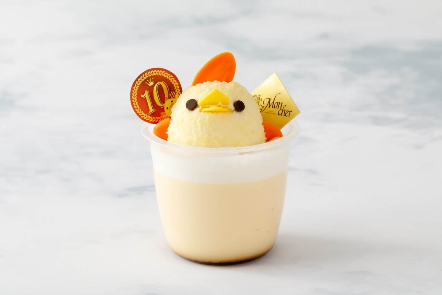 ひよこ型スイーツ ぴよりん モンシェールコラボのふわふわ堂島ロール バニラプリン ファッションプレス