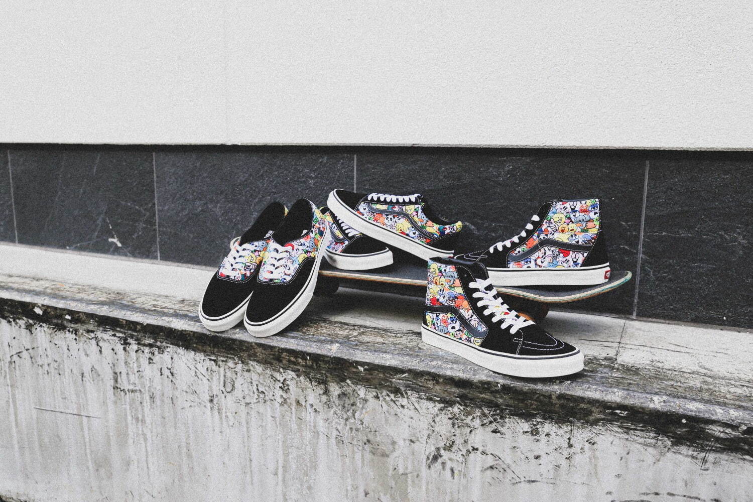 VANS x atmos AUTHENTIC Emoji  26cm