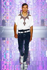 ドルチェ＆ガッバーナ 2022年春夏メンズコレクション - “喜びに満ちた”色と光の競演｜写真35