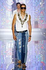 ドルチェ＆ガッバーナ 2022年春夏メンズコレクション - “喜びに満ちた”色と光の競演｜写真79