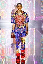 ドルチェ＆ガッバーナ 2022年春夏メンズコレクション - “喜びに満ちた”色と光の競演｜写真86