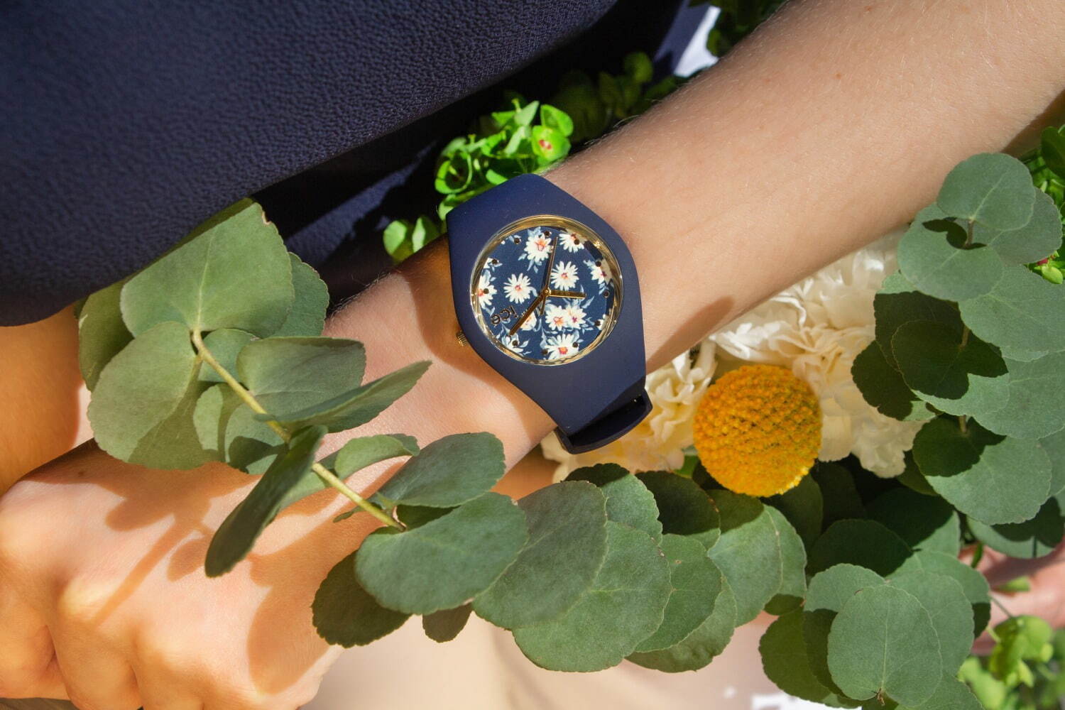 アイスウォッチ“花々が咲く”新作腕時計、デイジーやサクラをモチーフに｜写真7