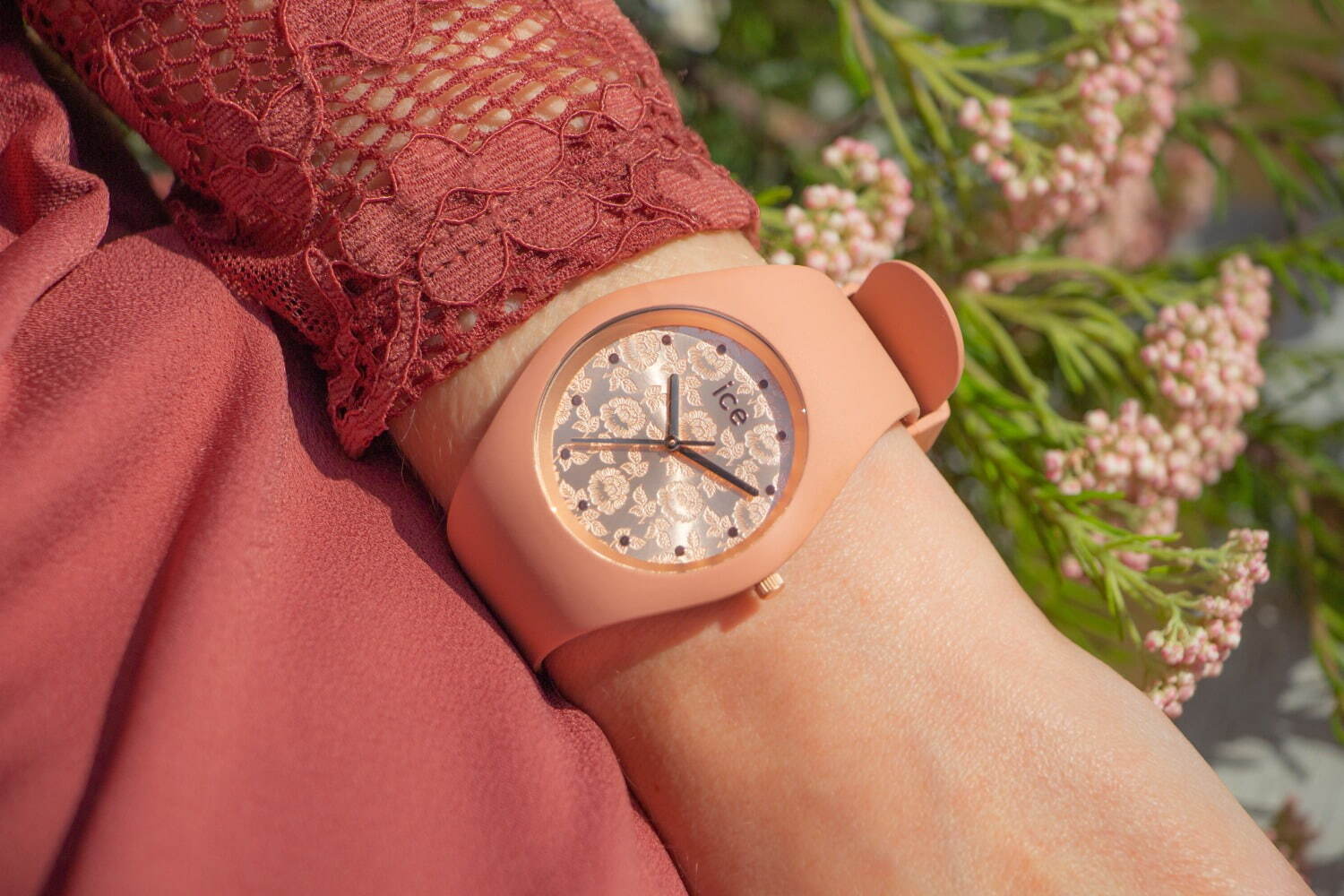 アイスウォッチ“花々が咲く”新作腕時計、デイジーやサクラをモチーフに｜写真14
