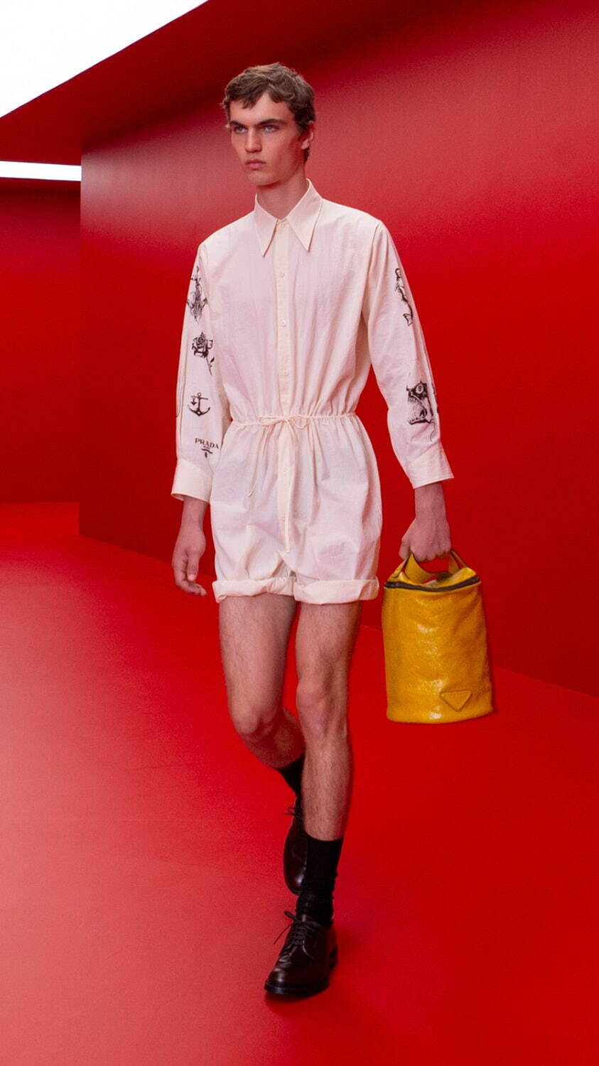 プラダ(PRADA) 2022年春夏メンズコレクション - ファッションプレス