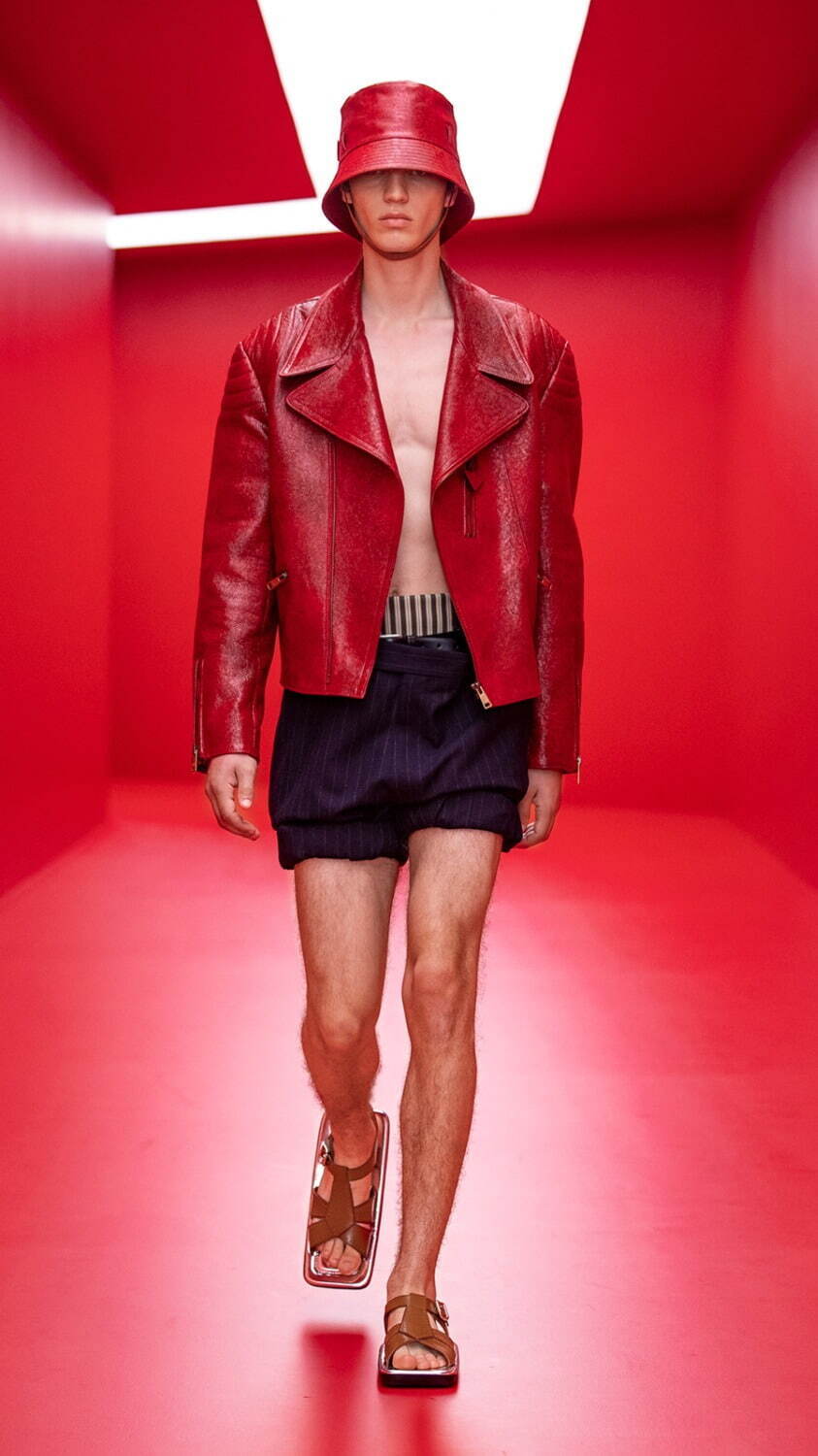 プラダ(PRADA) 2022年春夏メンズコレクション - ファッションプレス