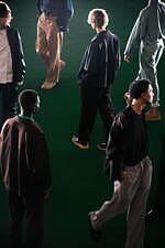 ジエダ 2022年春夏コレクション - 光の反射、暗闇に震える律動｜写真15