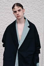 ジエダ 2022年春夏コレクション - 光の反射、暗闇に震える律動｜写真22