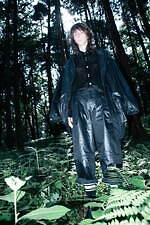 ジエダ 2022年春夏コレクション - 光の反射、暗闇に震える律動｜写真52