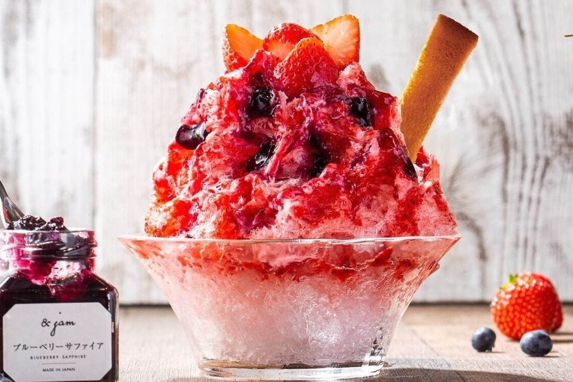 ブルーベリー｜高級食パン専門店「嵜本」オリジナルジャムを使った夏限定かき氷、ベーカリーカフェ大阪初號本店で