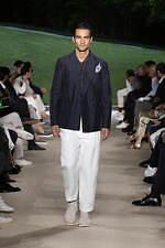 GIORGIO ARMANI IMAGES OF MAN　アルマーニコレクション Giorgio Armani: Images Of Man