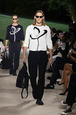 ジョルジオ アルマーニ 2022年春夏メンズコレクション  - 原点への回帰、揺るぎないエレガンス｜写真4