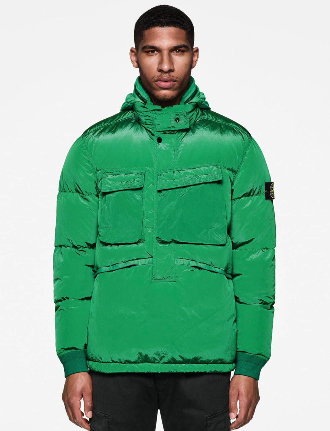 ストーンアイランド(STONE ISLAND) 2021-22年秋冬メンズコレクション