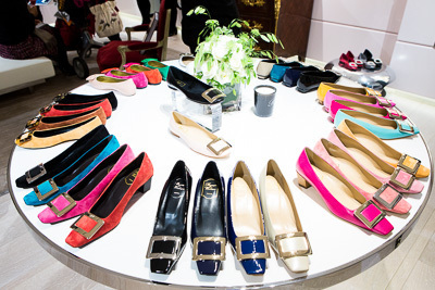 ロジェ ヴィヴィエ「ロジェ ヴィヴィエ」