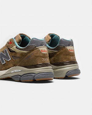 ニューバランス×ボデガの「990v3」“Made in USA”新作コラボスニーカー
