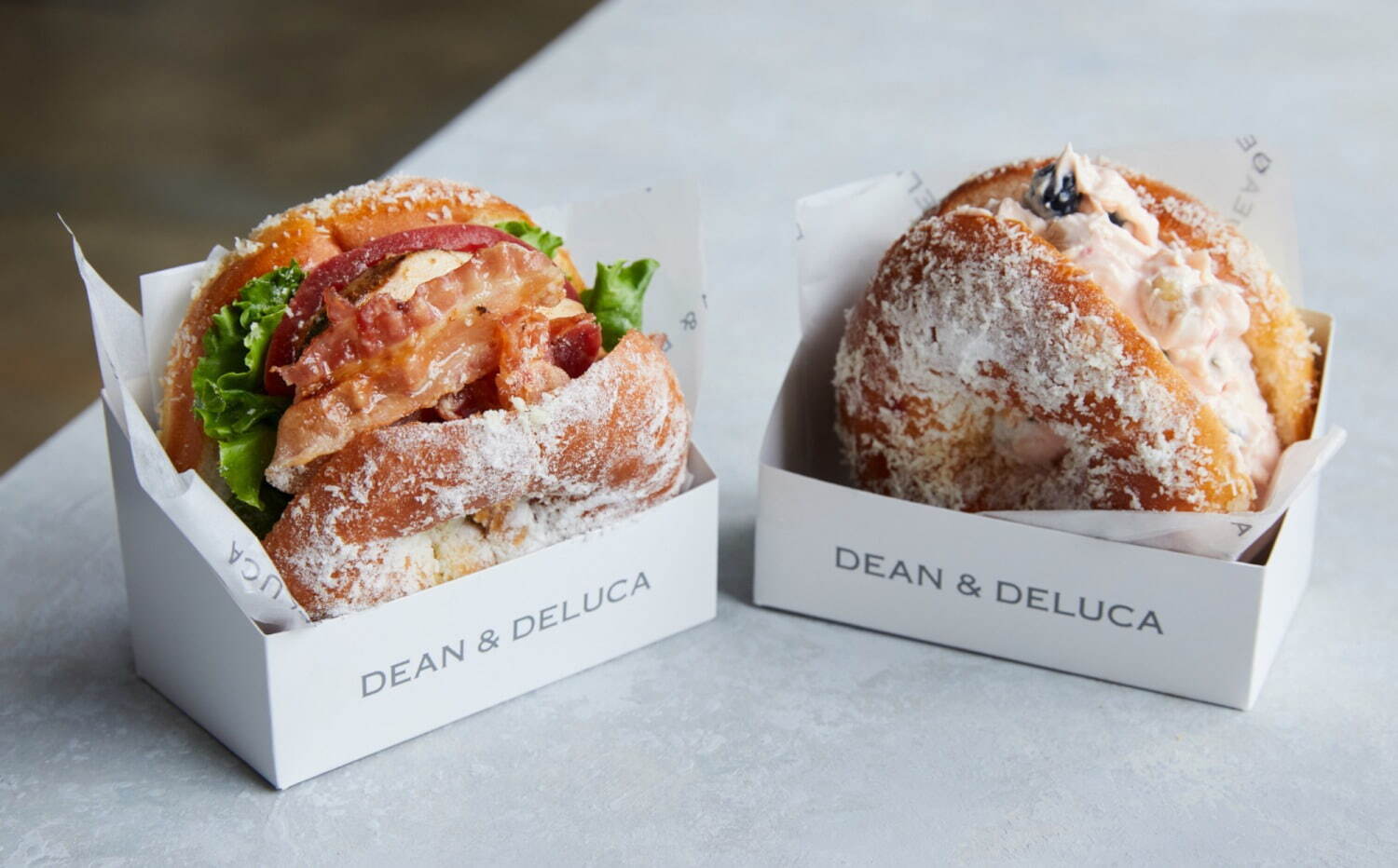 ディーン＆デルーカ(DEAN & DELUCA) ドーナツサンド｜写真1