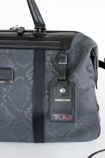 ミハラヤスヒロ×TUMI、京都・西陣織のバックパック＆キャリーバッグ登場｜写真18