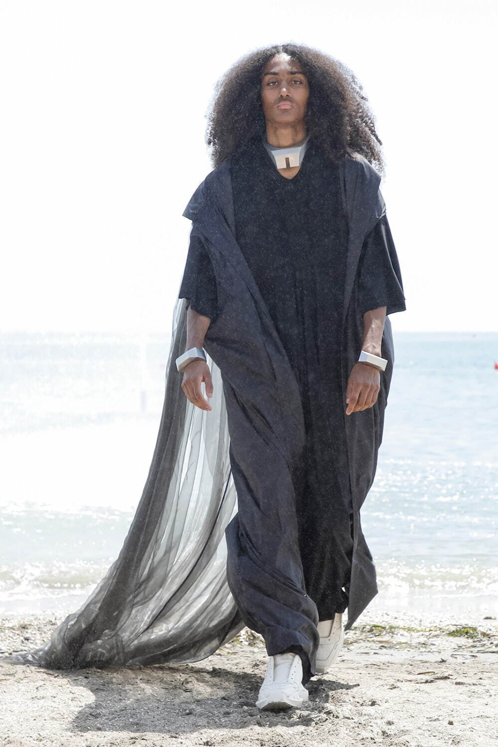 リック・オウエンス 2022年春夏｜ ケープ