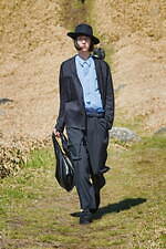 ホワイトマウンテニアリング 2022年春夏メンズコレクション - 都市生活に馴染むアウトドアウェア｜写真22