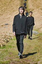 ホワイトマウンテニアリング 2022年春夏メンズコレクション - 都市生活に馴染むアウトドアウェア｜写真28