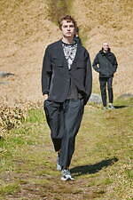 ホワイトマウンテニアリング 2022年春夏メンズコレクション - 都市生活に馴染むアウトドアウェア｜写真36