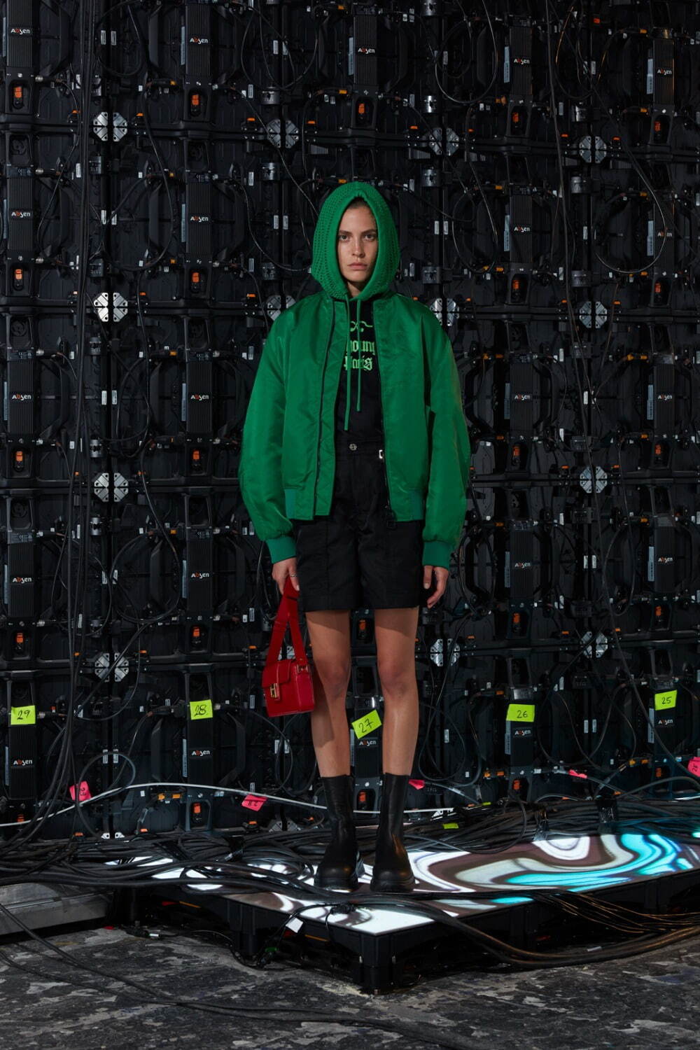 ウー ヨン ミ 2022年春夏｜ ボンバージャケット