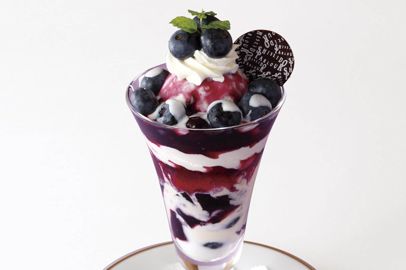 資生堂パーラー“夏のフルーツパフェ”大粒ブルーベリー＆完熟マンゴーのパフェがラゾーナ川崎に