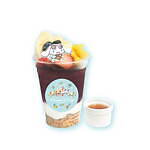 サンリオ「シナモロールカフェ」新宿店のハワイアンメニュー、フルーツのせアサイーボウルパフェ｜写真4