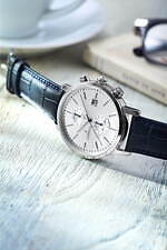 オロビアンコ限定腕時計、爽やかなホワイトダイヤル×ネイビーバンドのクロノグラフなど｜写真4