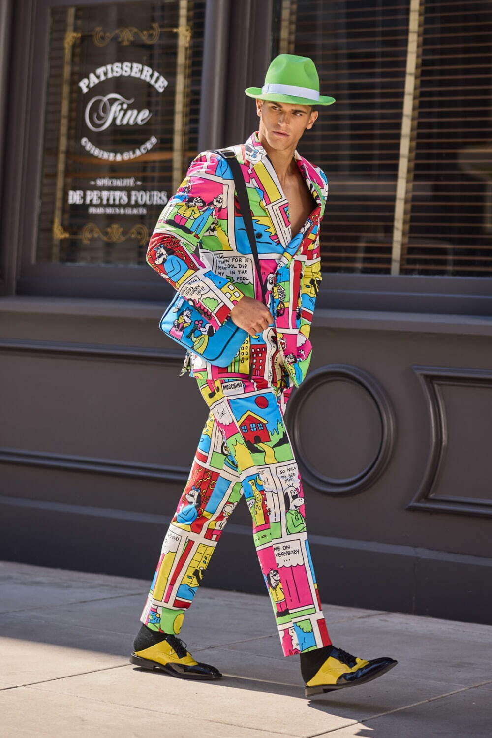 モスキーノ(MOSCHINO) 2022年春夏ウィメンズ&メンズコレクション