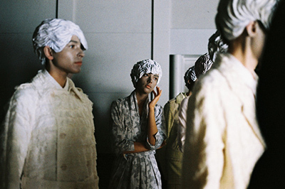 アンリアレイジの展覧会「A REAL UN REAL AGE」、新作を加えて名古屋でも開催