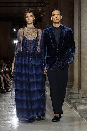 ジョルジオ アルマーニ50年の歴史、“モードの帝王”アルマーニ自身の言葉と紐解く独自のエレガンス｜写真39