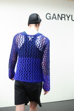 ガンリュウ(GANRYU) 2014年春夏コレクション - ルーズさと爽やかさの新しいバランス｜写真24