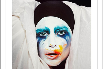 レディー・ガガ、新曲『アプローズ』のアートワーク初披露