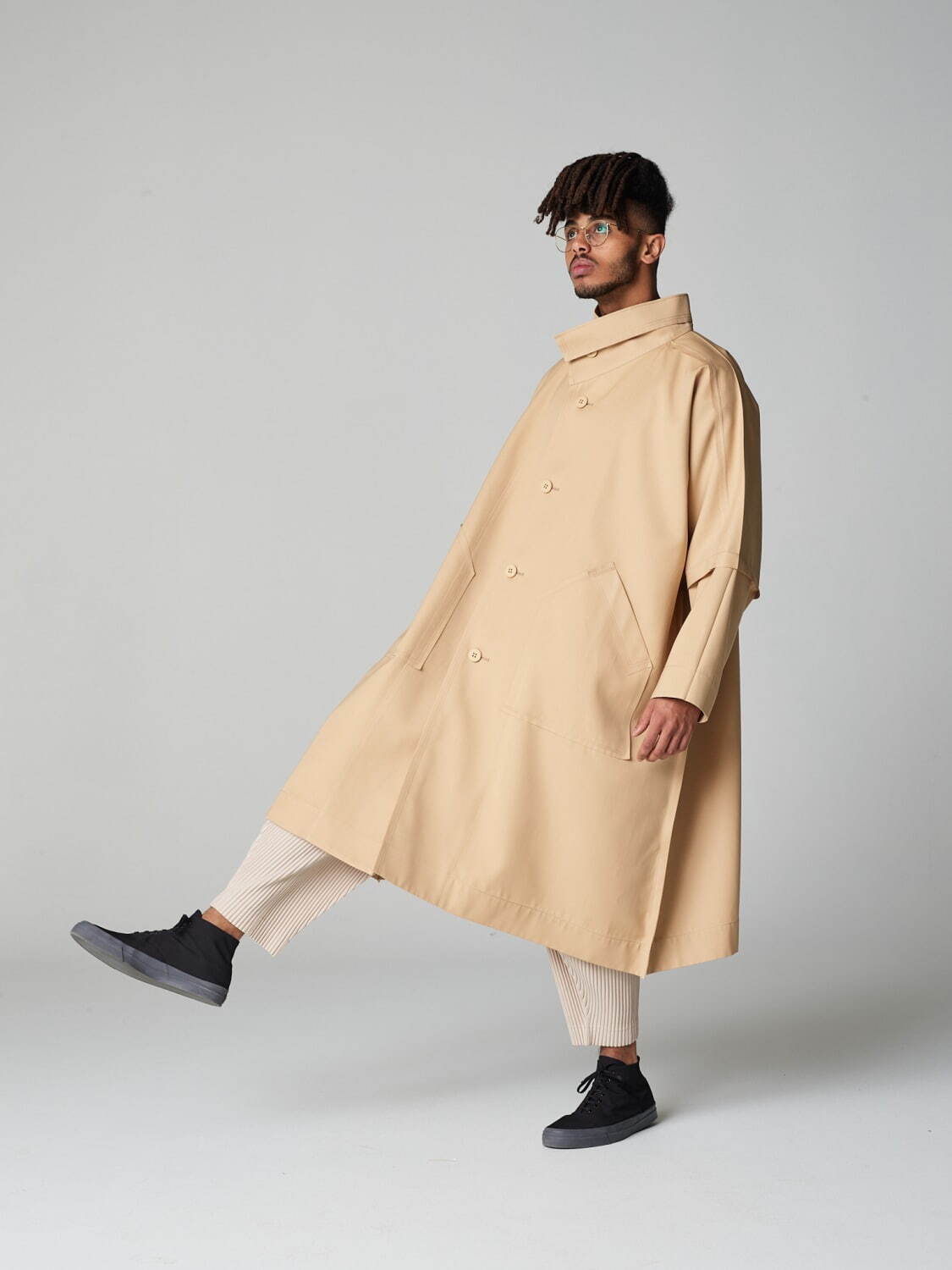 HOMMEPLISSÉ ISSEYMIYAKE PRESS COAT LIGHT