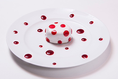 六本木ヒルズに期間限定で草間彌生のカフェ「私の大好きな私」