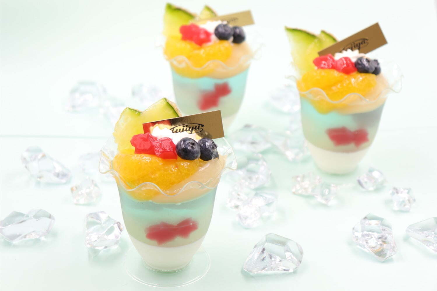 和菓子｜“金魚”モチーフのスイーツが日本橋三越本店に集結、ゼリーに浮かぶ金魚や金魚鉢のパフェ