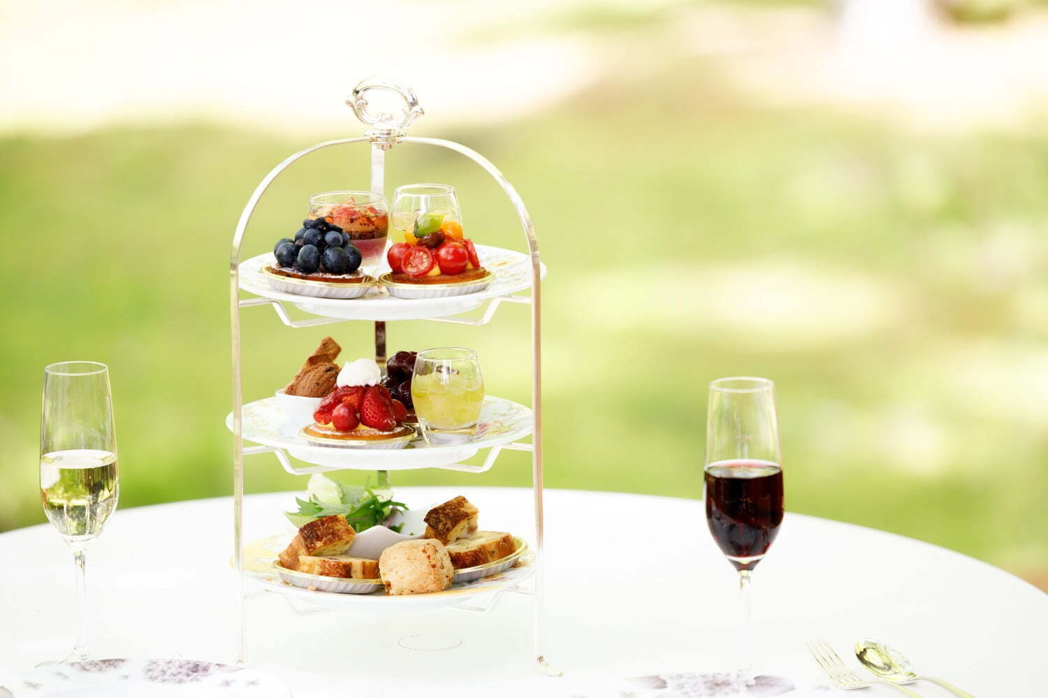 サラダ｜レストランパティスリー「クレソンリバーサイドストーリー旧軽井沢」グレープストーンの新業態が開業