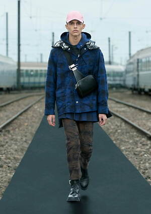 ジバンシィ(Givenchy) 2022年春ウィメンズ&メンズコレクション  - 写真23