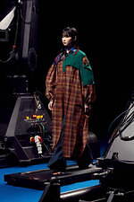 カラー 2022年春夏コレクション - 装飾を含むミニマル、再構築の痕跡をアクセントに｜写真15