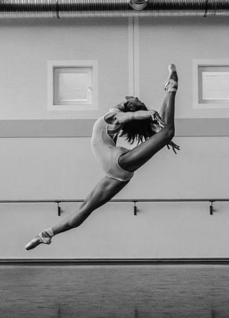「バレエ ザ・ニュークラシック」恵比寿で、高貴なバレエを世界的ダンサー&クリエイターが現代的に再解釈｜写真9