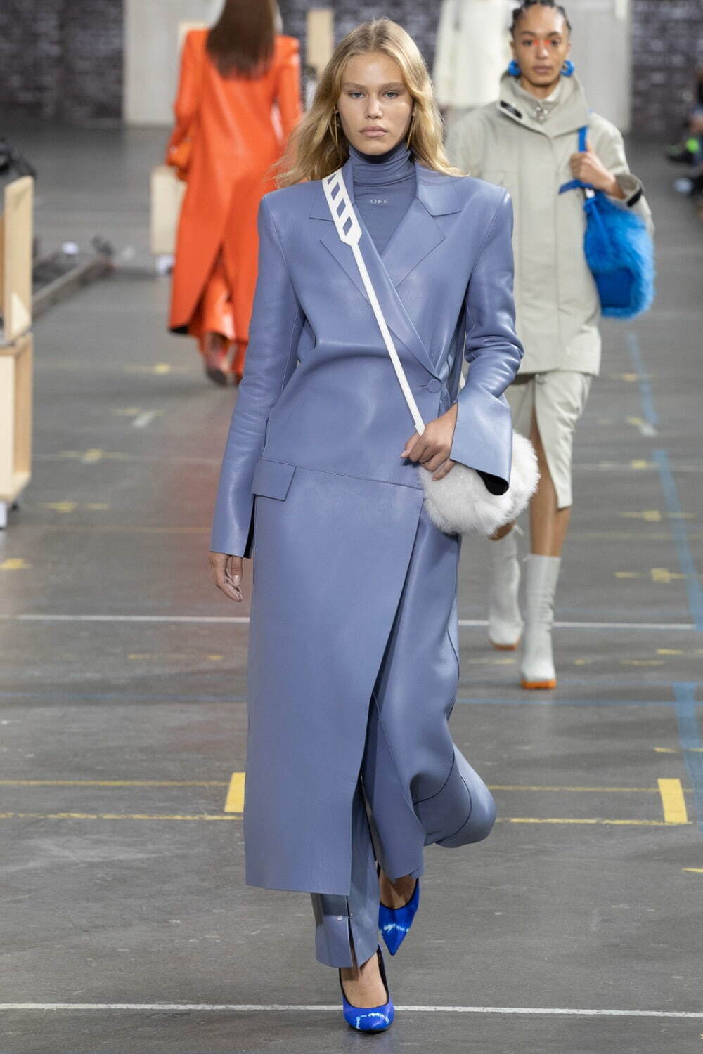 オフ-ホワイト (OFF-WHITE) 2021-22年秋冬ウィメンズ&メンズ ...